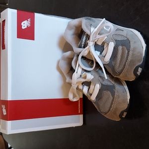 New Balance Tennis Shoes